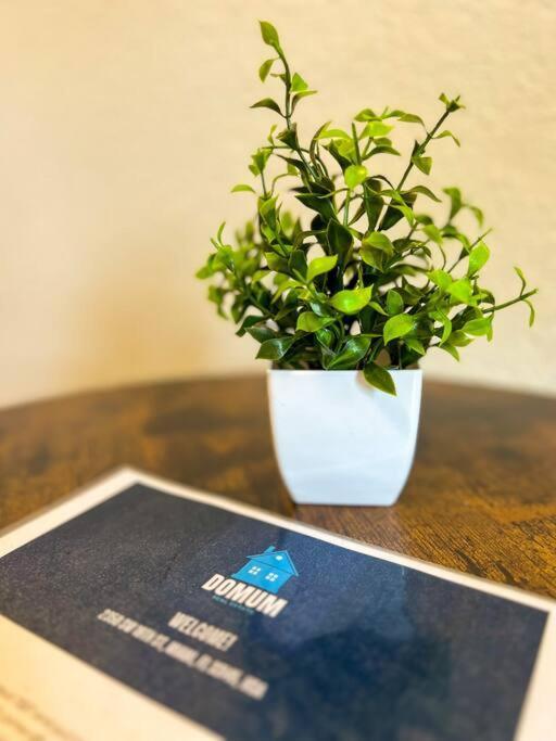 Cozy 1-Bedroom Rental In Miami Bagian luar foto