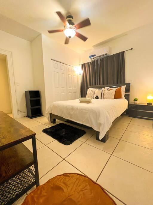 Cozy 1-Bedroom Rental In Miami Bagian luar foto